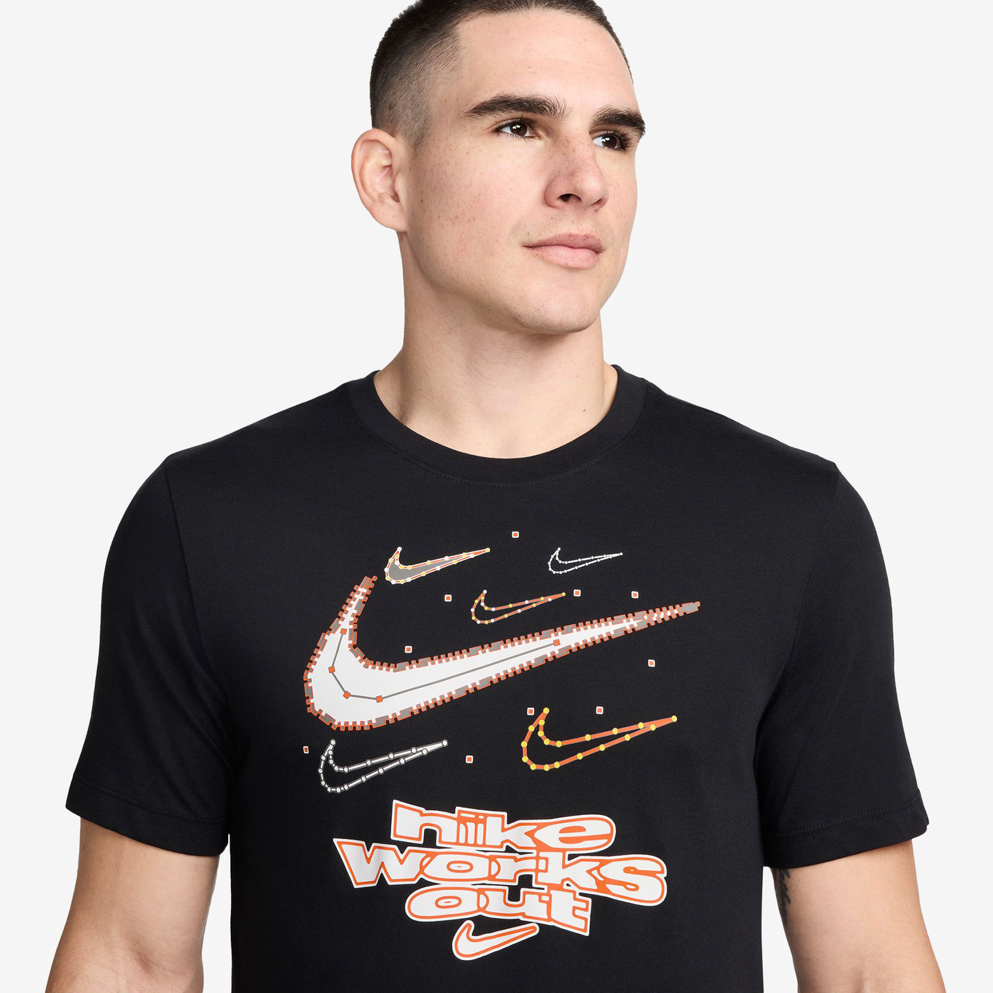 NIKE DRI-FIT T-SHIRT - MEN FV8372-010